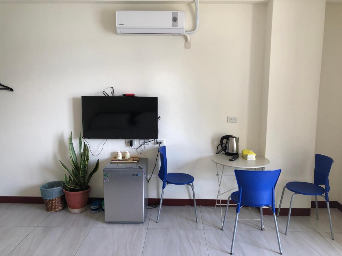 Sun Moon Lake Long Xing Homestay Yuchi Exterior photo