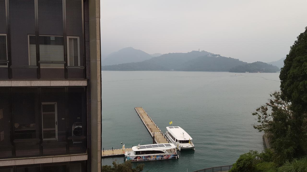 Sun Moon Lake Long Xing Homestay Yuchi Exterior photo