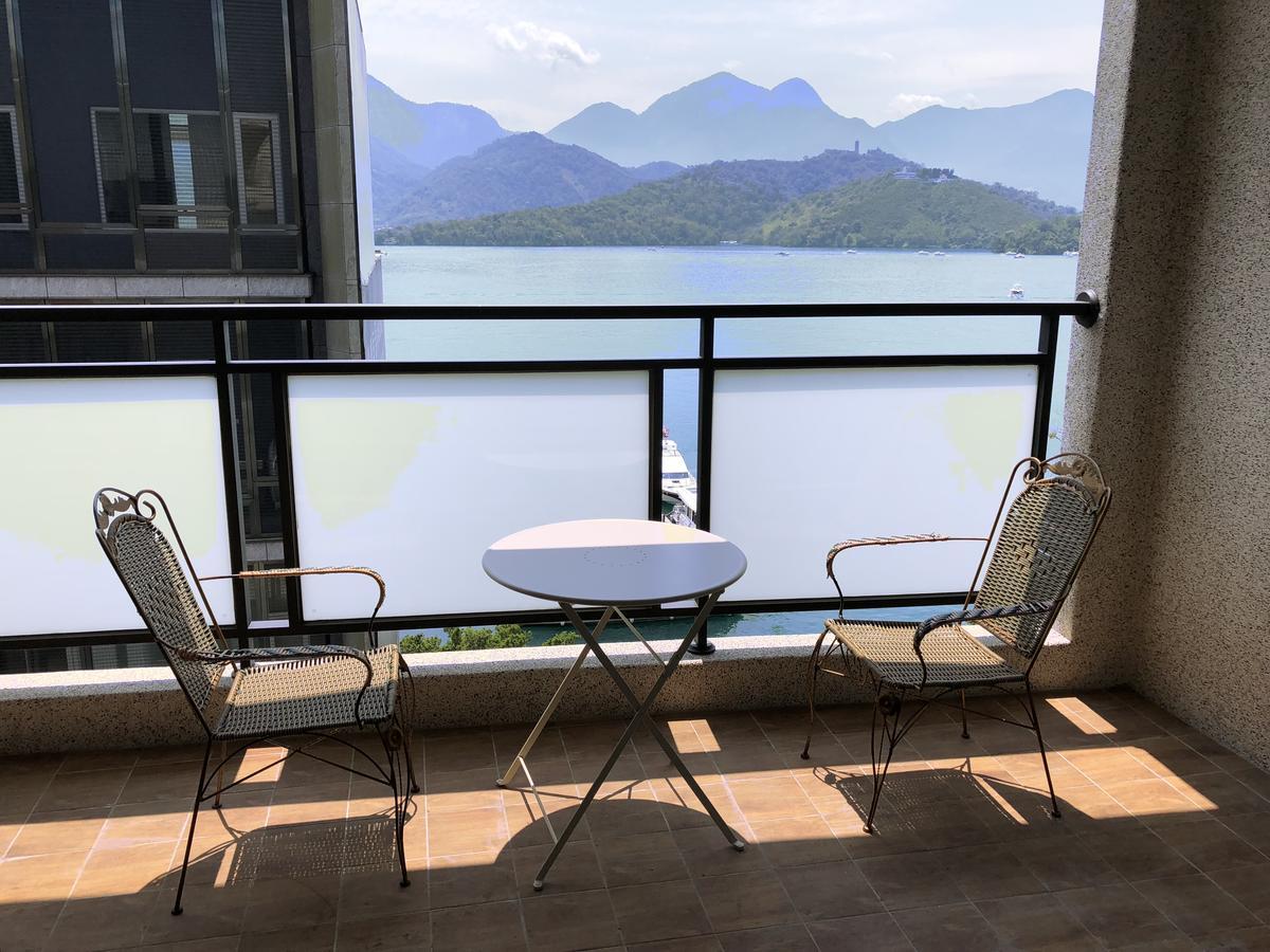 Sun Moon Lake Long Xing Homestay Yuchi Exterior photo